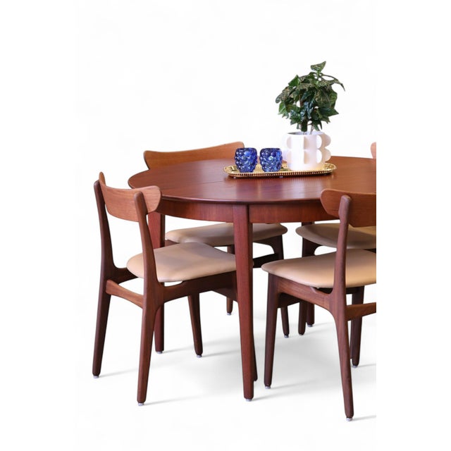 Wood Round Extendable Dining Table in Teak by Henning Kjærnulf for Sorø Stolefabrik, Denmark, 1960s For Sale - Image 7 of 18