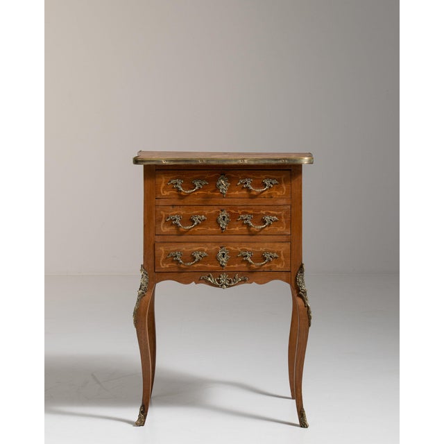 19th Century France Rich Walnut Brown Carved Walnut Petite Commode For Sale In Greensboro - Image 6 of 11