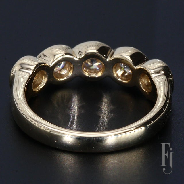 Mid-Century Modern Mid 20th Century 14k Yellow Gold Five Diamond Bezel Set Ring - Size 5.25 For Sale - Image 3 of 6