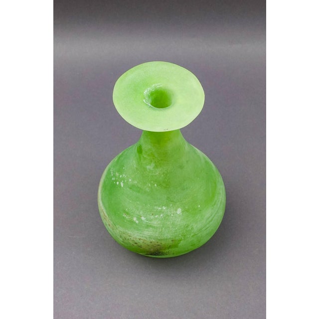 Vintage Mid-Century Cenedese Signed Vetri Murano Italian Scavo Glass Vase For Sale In Miami - Image 6 of 8