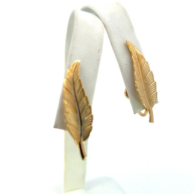 Metal 1990s Tiffany & Co Estate Leaf Earrings Clip-on 14k Gold Plated, 2 Pieces For Sale - Image 7 of 9