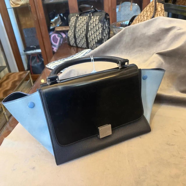 2016 Celine Black and Blue Leather Trapeze Shoulder Bag by Celine For Sale - Image 15 of 17