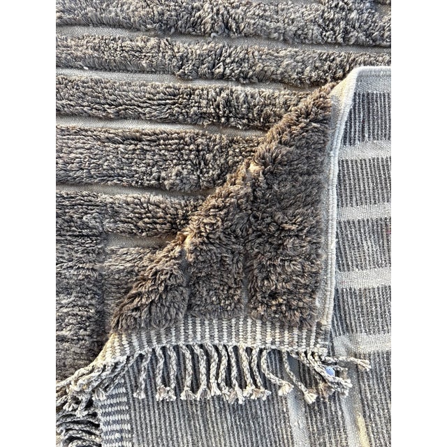 Moroccan Beni Ouarain Mrirt Rug, 1990 For Sale - Image 9 of 10