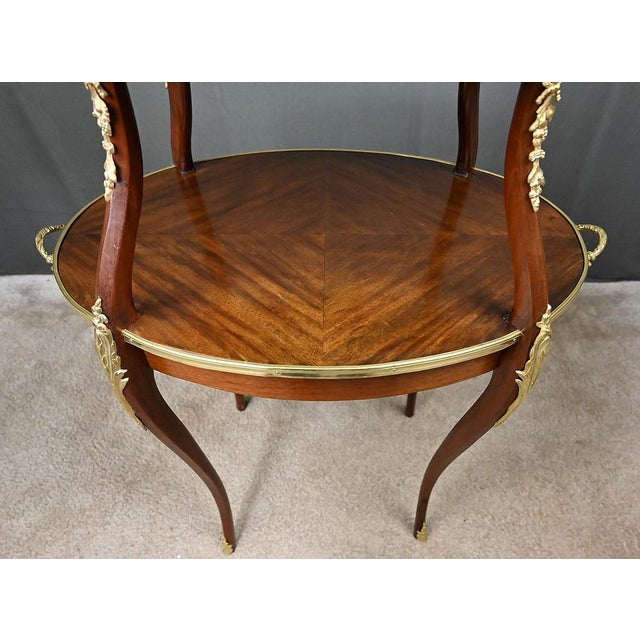 Brown Louis XV Style Mahogany Veneer Tea Table, Early 20th Century For Sale - Image 8 of 18
