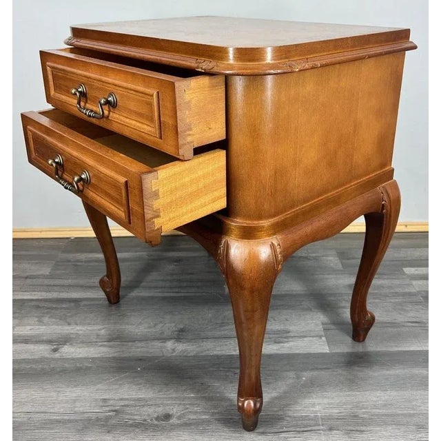 Vintage French Louis XVI Style Oak Nightstands, Set of 2 For Sale - Image 4 of 15