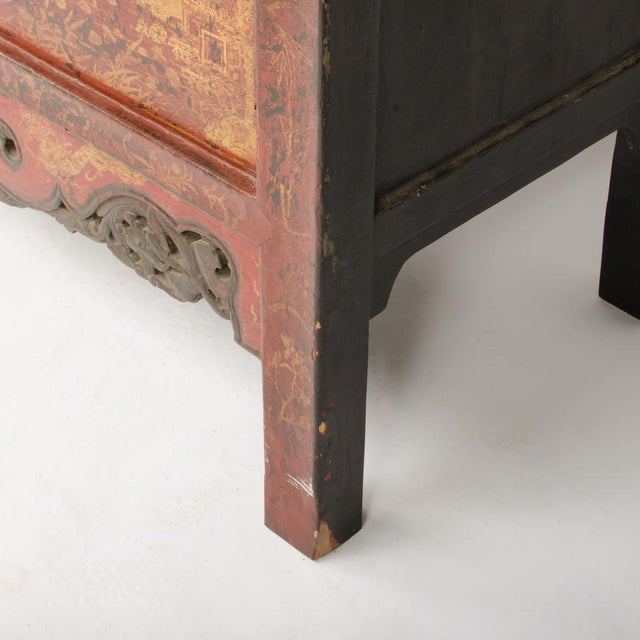A Chinoiserie Red Lacquered Wardrobe, 19th C. For Sale - Image 4 of 7