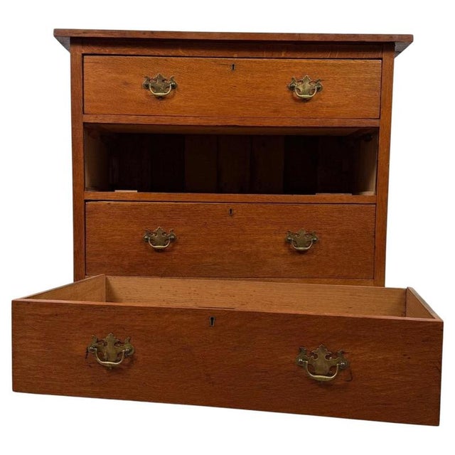Antique Early 20th Century English Golden Oak Chest of Drawers For Sale - Image 3 of 12
