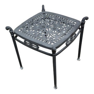 Hanamint Tuscany Outdoor Cast End Table For Sale