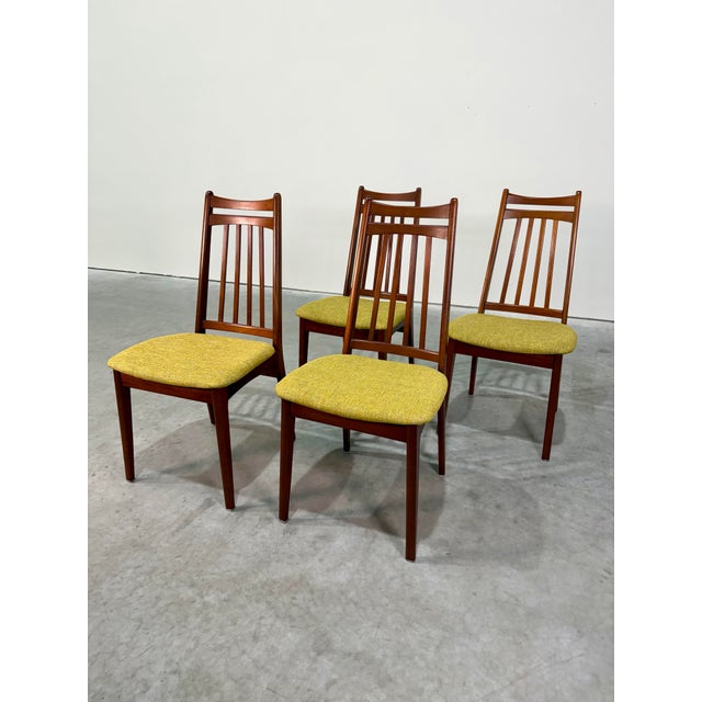 G Plan Danish Style Mid Century Dining Chairs, Set of 4, in Knoll Fabric For Sale - Image 4 of 12