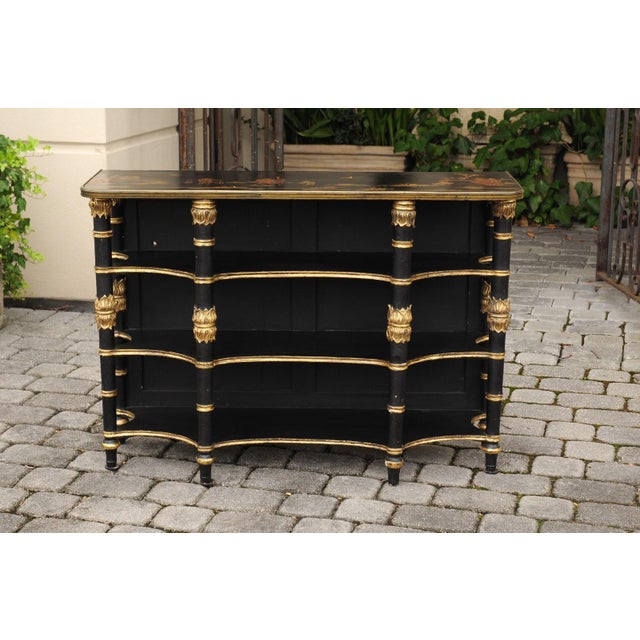 Early 20th Century English Ebonized Three-Tiered Shelf with Chinoiserie Decor and Gilded Accents For Sale - Image 4 of 11