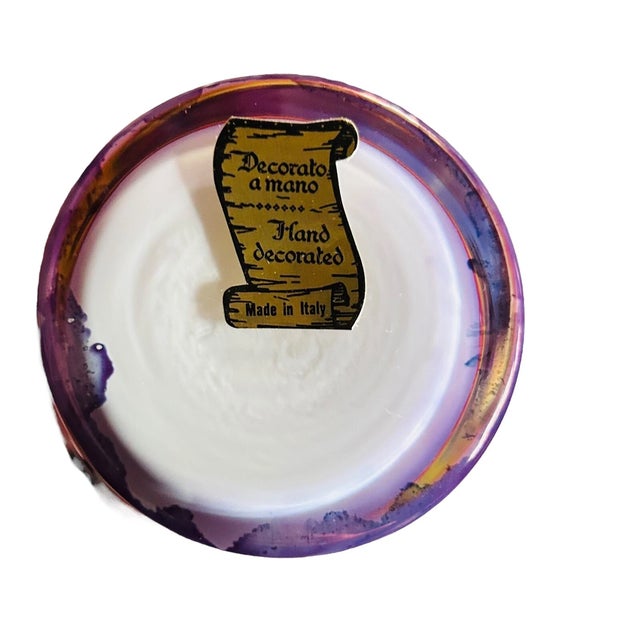 1990s Vintage MCM Murano Style Decorato a Mano Hand Painted White Blue Red Vase For Sale - Image 5 of 6