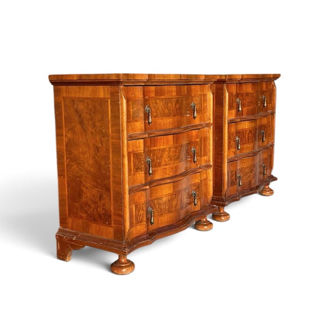 English Pair of Burl Walnut Serpentine Chests For Sale - Image 3 of 9