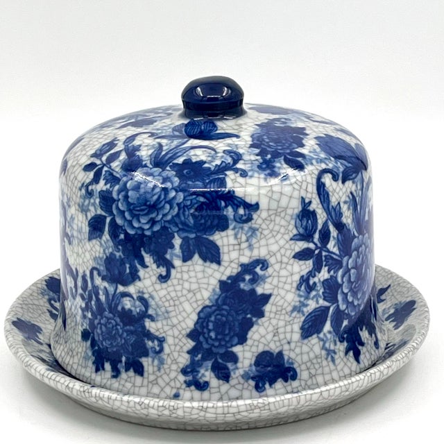 1990s Vintage Bombay Company Blue and White Ceramic Cheese Dome For Sale - Image 5 of 9