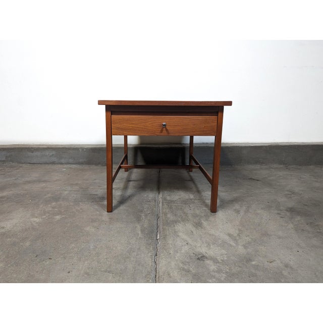 Brown 1960s Mid Century Modern Walnut Delineator Side/End Table by Paul McCobb for Lane For Sale - Image 8 of 12