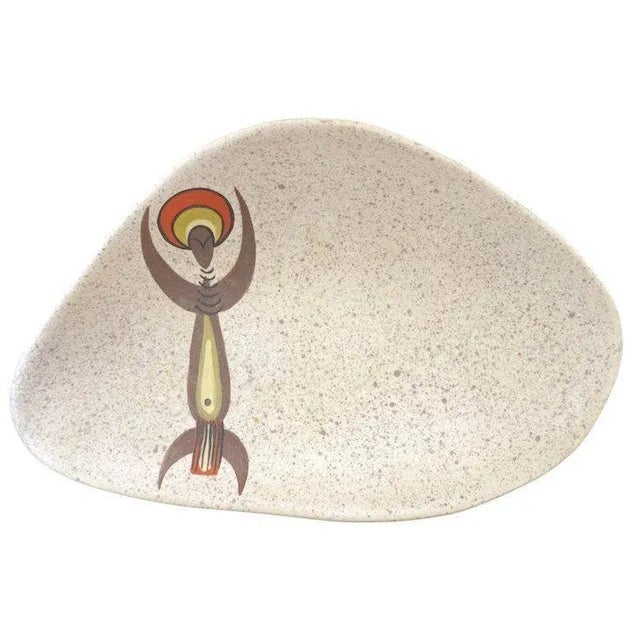 Ceramic Mid-Century Signed Marc Bellaire (1925 – 1994) Abstract Tribal Three-Sided Serving Dish For Sale - Image 7 of 7