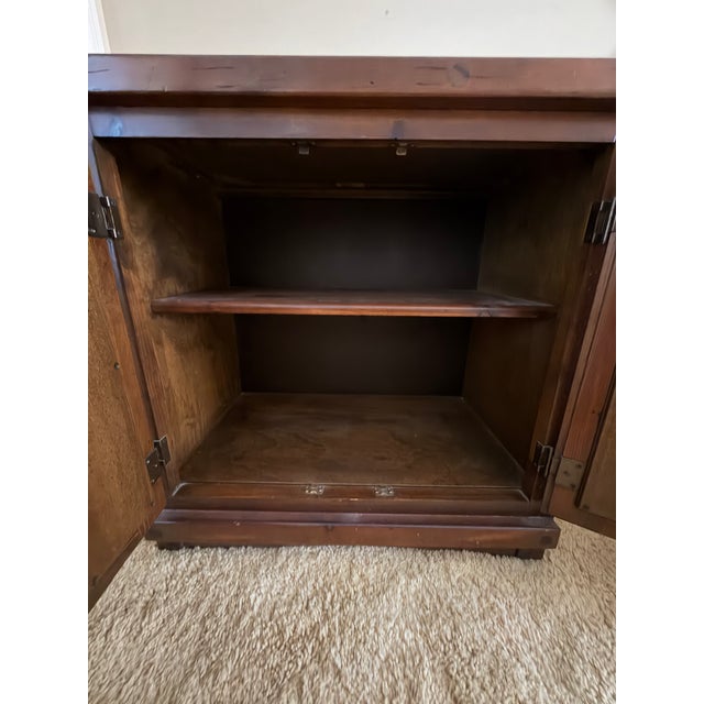 Nautical Vintage Young Hinkle "Ship Ahoy" Wood Bachelor's Chest For Sale - Image 3 of 6