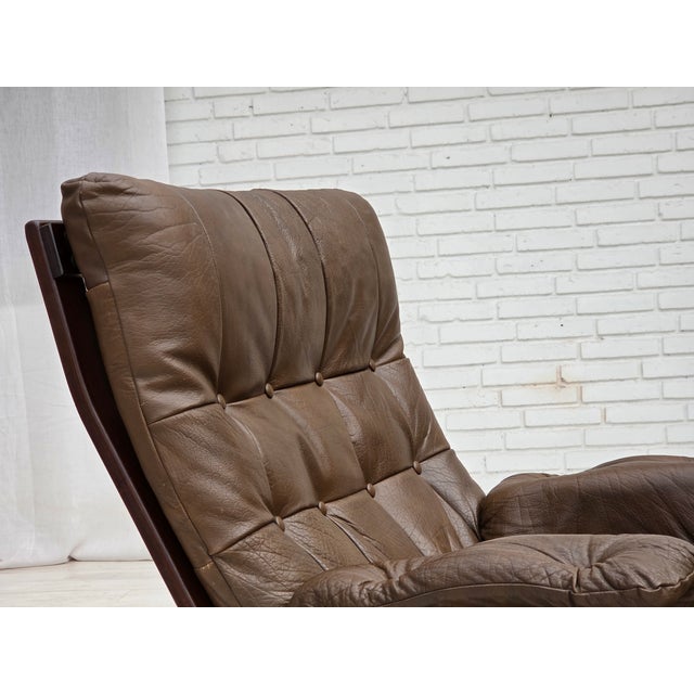 Mid-Century Modern Scandinavian Armchair in Brown Leather, 1970s For Sale - Image 3 of 18