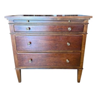 Hickory White Mahogany Bachelor Chest, Nightstand or End Table. For Sale