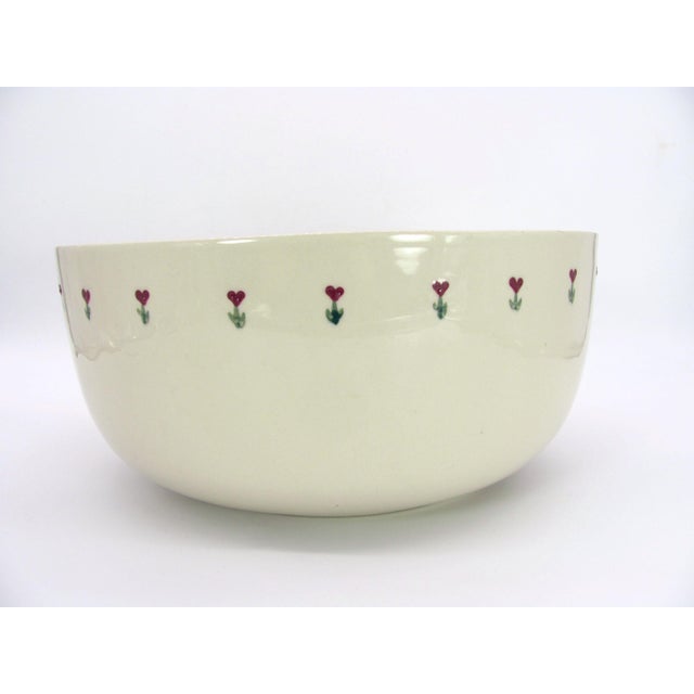 12" American Stoneware Hand Painted Red Heart Flower Great Bowl For Sale - Image 4 of 14