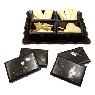 19th-Century Chinese Export Papier-Mâché Games Box For Sale