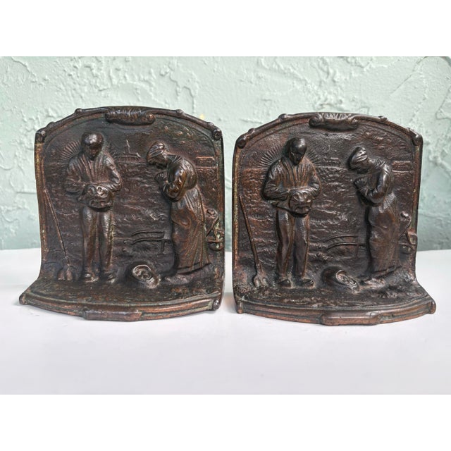 Early 20th Century Vintage Cast Iron “The Angelus” Bookends After Jean-François Millet – Pair With Original Bronzed Finish For Sale - Image 5 of 8