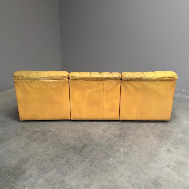 Yellow Leather Lounge Sofa from Laauser, 1970s For Sale - Image 10 of 16