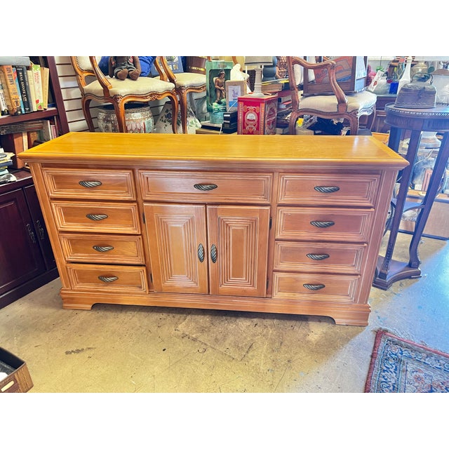 Vintage Wynwood Furniture Traditional Oak Bedside Cabinets / Nightstands - A Pair For Sale - Image 11 of 11