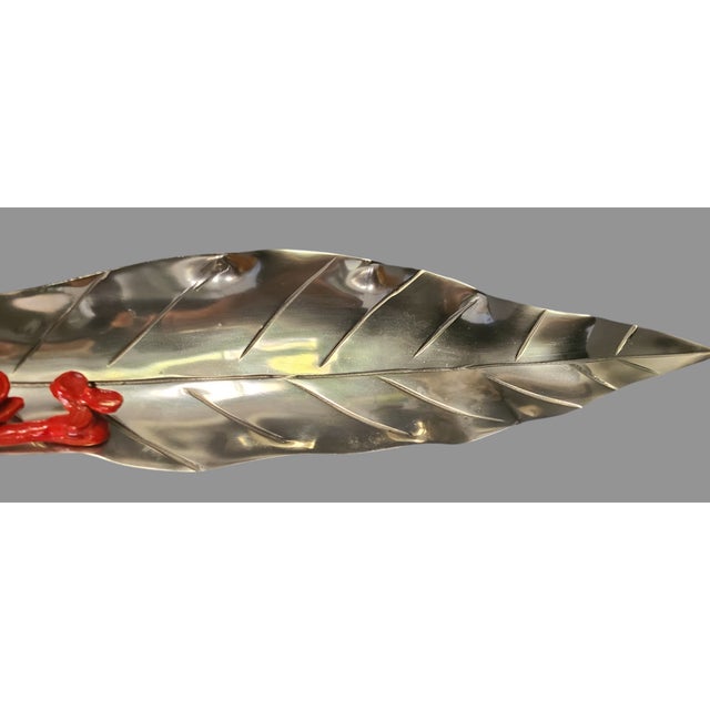Late 20th Century Metal Leaf Shaped Enamel Red Flowers Decorative Centerpiece Tray For Sale - Image 4 of 10