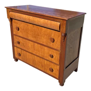 Early 19th Century Federal Tiger Maple & Cherry Pennsylvania Bachelor's Chest of Drawers / Dresser