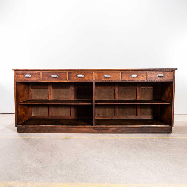 Épicerie Scrubbed Oak Shop Counter, 1940s For Sale - Image 3 of 12
