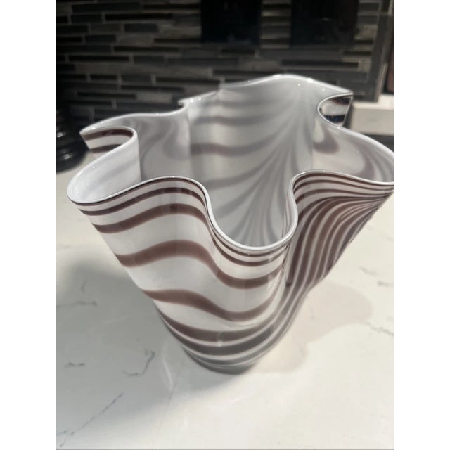 Murano Vinatge MCM Murano Fazzoletto White Brown Swirl Art Glass Vase For Sale - Image 4 of 6