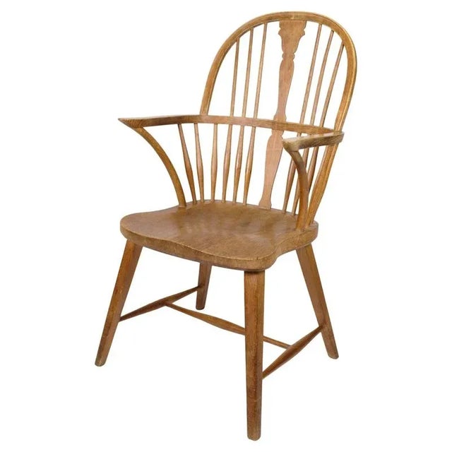 Windsor Armchair in Patinated Oak, 1920s For Sale - Image 9 of 9