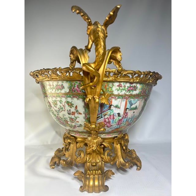 Early 19th Century Chinese Porcelain Rose Medallion Punch Bowl With Ormulu Bronze Mount For Sale - Image 12 of 12