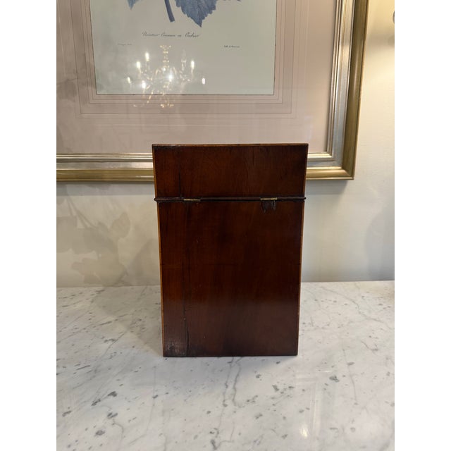 Circa 1790 English George III Inlaid Mahogany Serpentine Knife Box For Sale In Philadelphia - Image 6 of 11