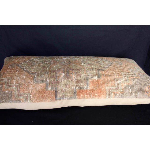 Here i am listing a 100% Handmade double knotted rug pillow cover, made from Vintage Oushak carpet rug. This’s a modern...