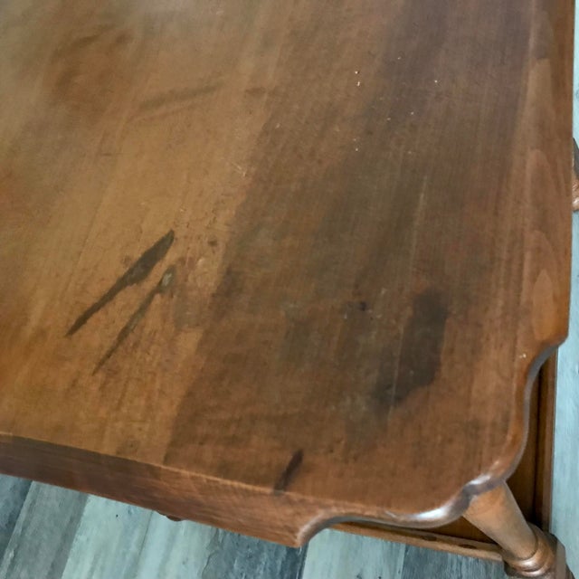 Mid 20th Century Vintage Maplelux Sprague & Carleton Inc. Maple Side