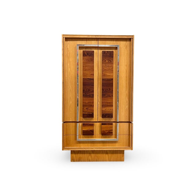 This brutalist armoire from Tobago Furniture, crafted in the 1970s, is a bold testament to the period's architectural and...