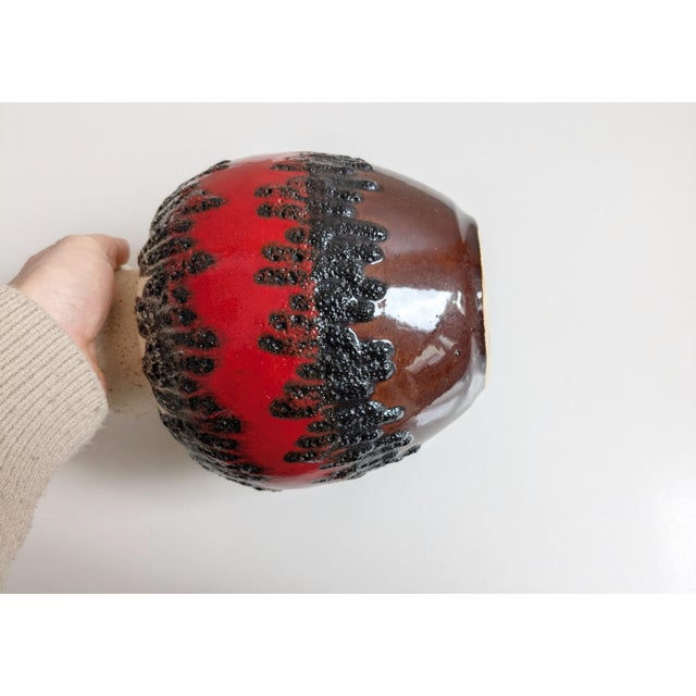 1970s Bay Ceramic Vase from Bay Keramik, Germany, 1970s For Sale - Image 5 of 11