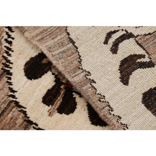 Textile Rug & Kilim’s Contemporary Tiger Pictorial Rug in White and Black Tones For Sale - Image 7 of 7