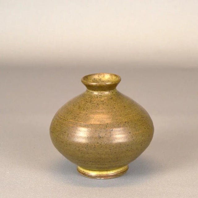 Beige Ceramic Vases by Eva Strömberg for Upsala Ekeby, Set of 2 For Sale - Image 8 of 11