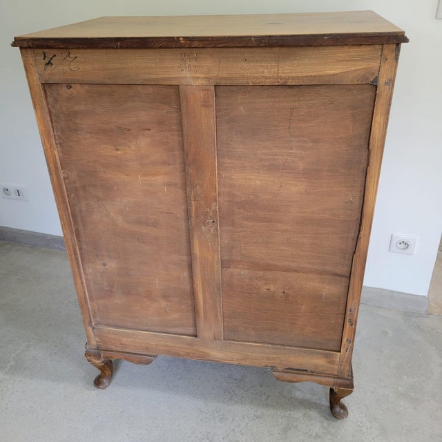 English Queen Anne Chest of 5 Drawers, 1890s For Sale - Image 12 of 13