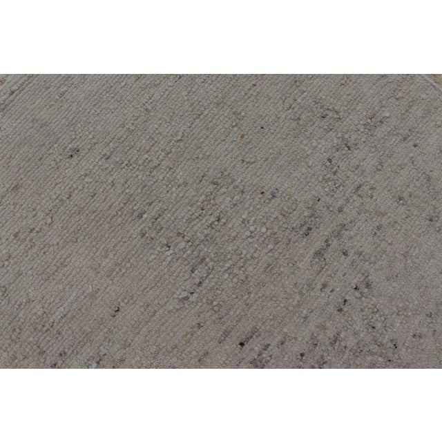 Large Area Modern Moroccan Type All-Neutral Rug in Beige, Cream, and Gray For Sale - Image 10 of 11