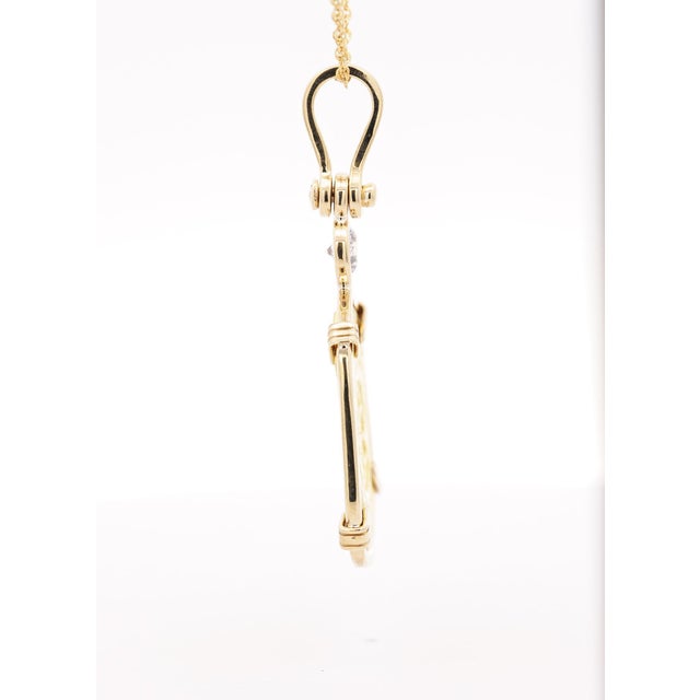 Vintage Escudo "Doubloon" 22k Replica Coin & Lab Grown Diamond 14k Gold Pendant For Sale - Image 4 of 7