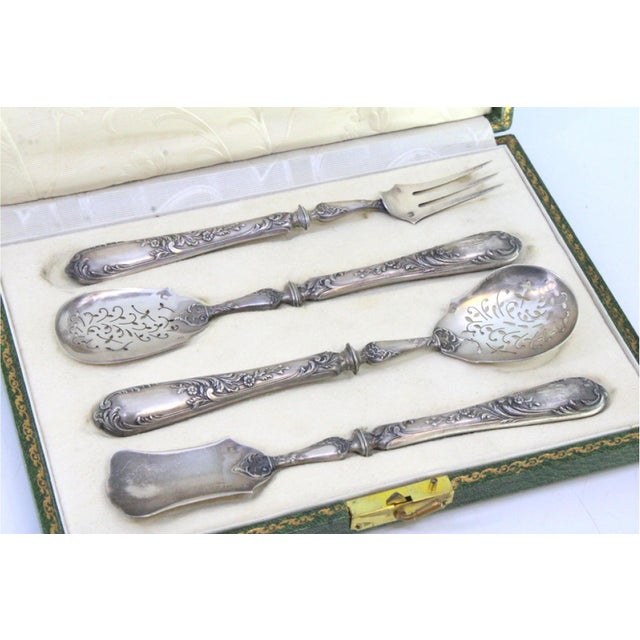 Silver Dessert Pieces with Cut-Out Shells and Embossed Handles with Floral Motifs, Set of 4 For Sale - Image 5 of 7