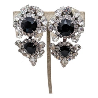 Vintage Signed Marie Ferre Rhodium Plated Faux-Onyx & Clear Rhinestone Chandelier Clip Earrings-2 Pieces For Sale