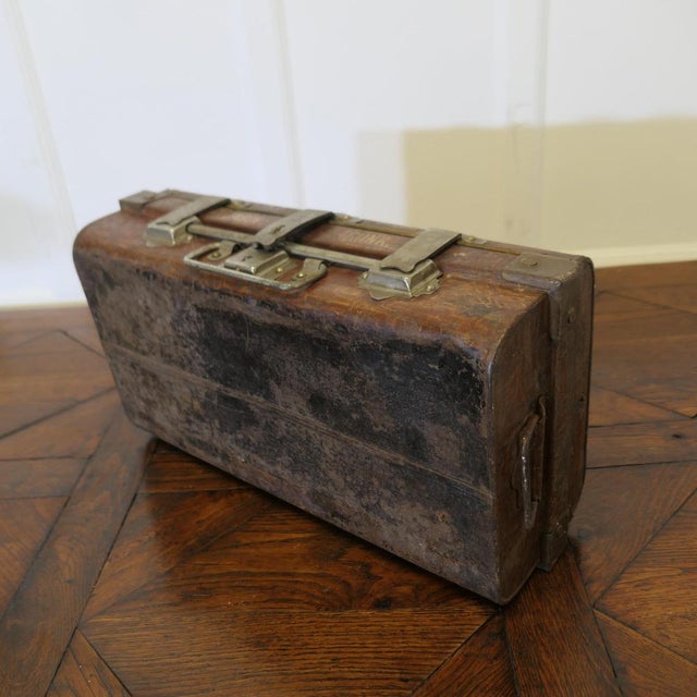 Metal Travel Cabin Trunk by T. Wilkes & Sons, 1910 For Sale - Image 6 of 12