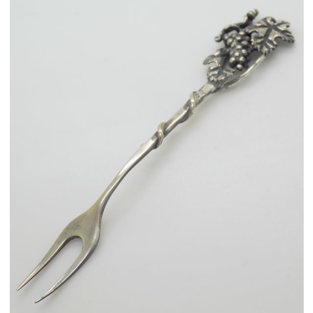 Italian Vintage Italian Handmade Genuine Silver Grape Cocktail Mini Fork by Giovanni Raspini of Arezzo, Solid 800 Silver Appetizer Pick in Original Box For Sale - Image 3 of 15