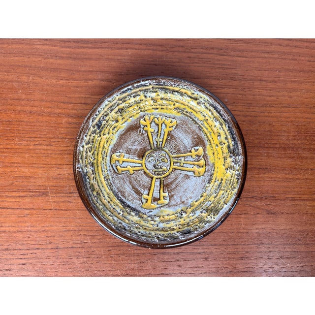 Mid-Century Modern Small Studio Pottery Wall Plate from Glit Lava, Iceland, 1960s For Sale - Image 12 of 12