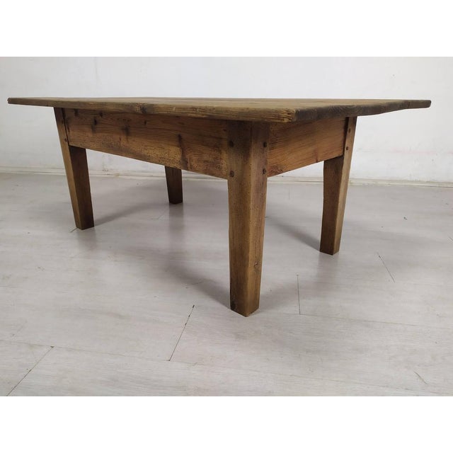 Vintage Fir Farm Table, in Good conditions. Designed before 1890