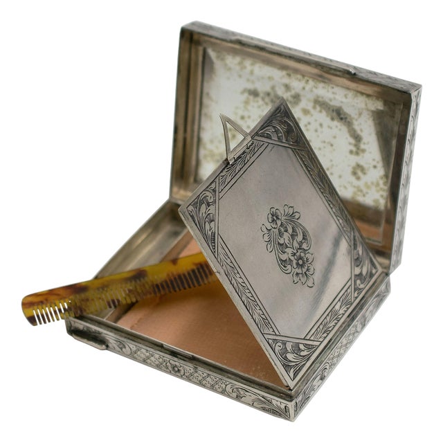 Vintage Art Nouveau Silver Powder Case, Italy, 20th Century For Sale